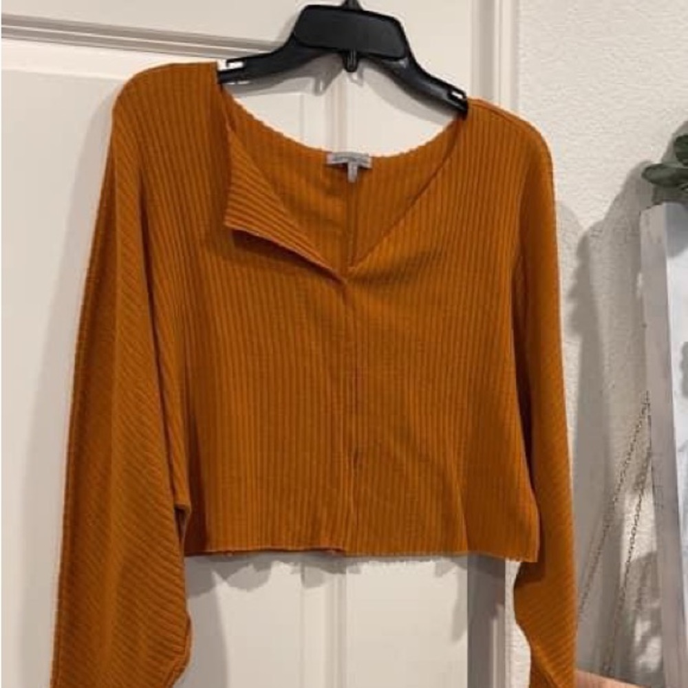 Charlotte Russe crop top. Size large.